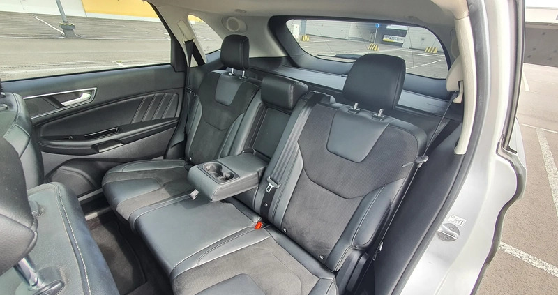 Ford EDGE cena 103700 przebieg: 136000, rok produkcji 2017 z Kraków małe 781